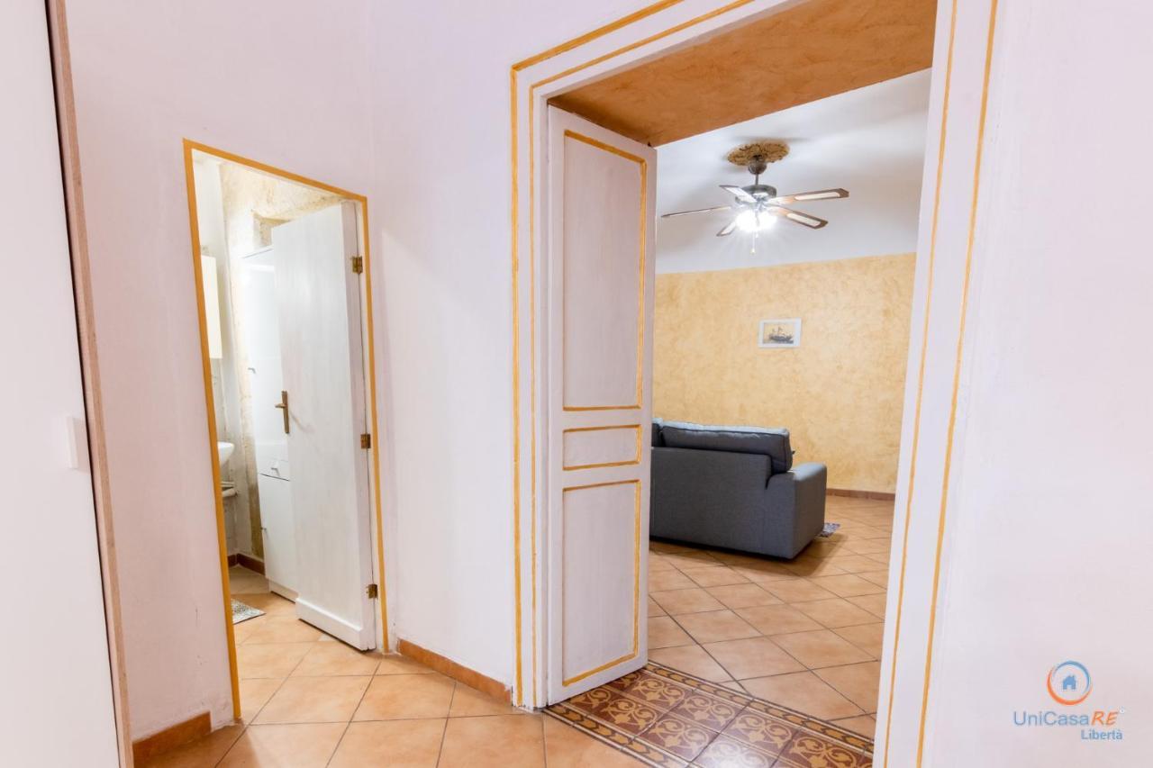 Kemonia Casa Vacanze Apartment Palermo Bagian luar foto